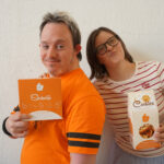 due ragazzi presentano i prodotti good food